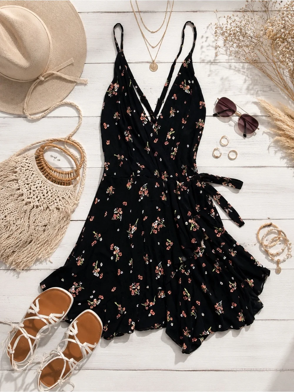 FREE PEOPLE Black Floral Print Romper Dress Size 6!